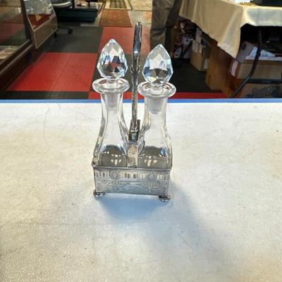 Mini cruet set in sterling silver caddy