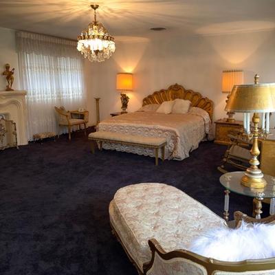 Sale Photo Thumbnail #70