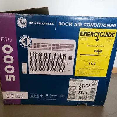 GE Room Air Conditioner - Small Room Up To 150 Sq Ft, In Original Box