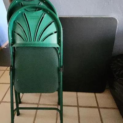 Samsonite Folding Card Table & 2 Green Padded Folding Chairs