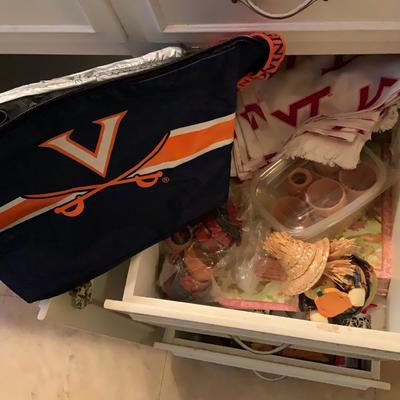 Misc Sports  Items, Party Paper Plates/napkins