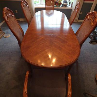 Dining Table And China Cabinet 