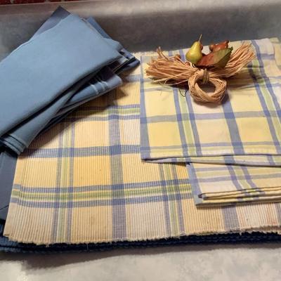 Placemats, Napkins