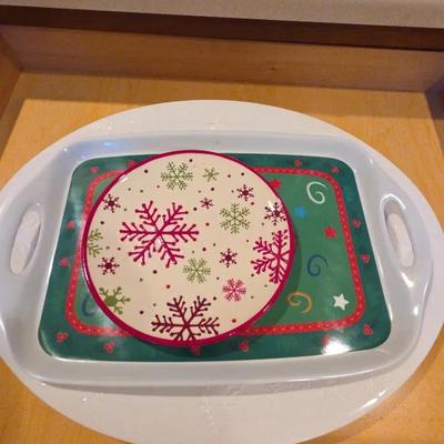 Christmas Dish And Serving Platters