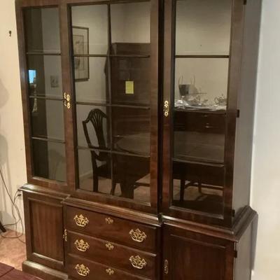 Drexel Dark Finish Hutch