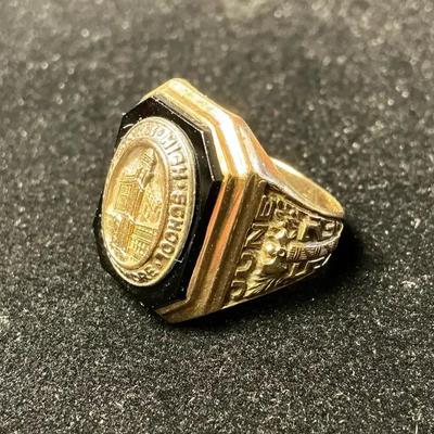 10k Gold 1952 Forest Park High School Monogrammed Class Ring (Size 5) (7.27 Grams)