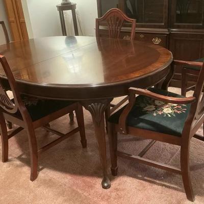 Drexel Bicentennial Dining Table & Shield Back Chairs w/ Needlepoint Seats