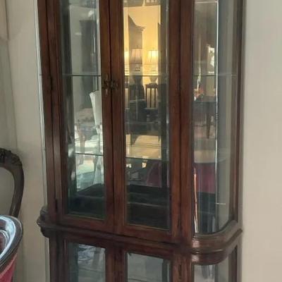 Curved Side Mirror Back Display Hutch