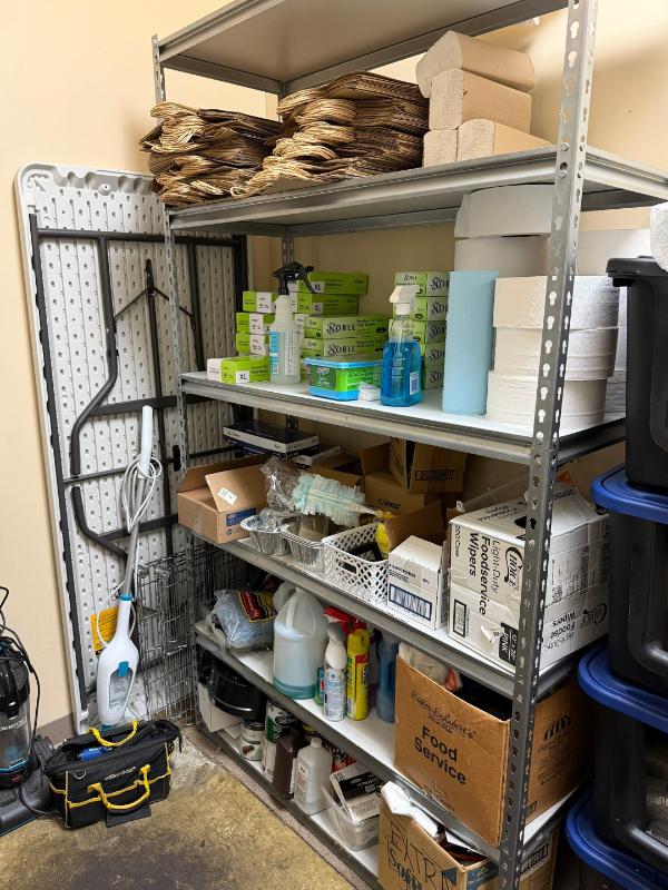 Sale Photo Thumbnail #25