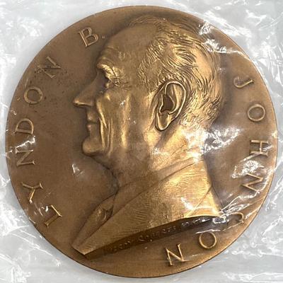 Sale Photo Thumbnail #136