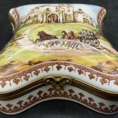 Sale Photo Thumbnail #236