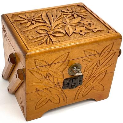 Sale Photo Thumbnail #455