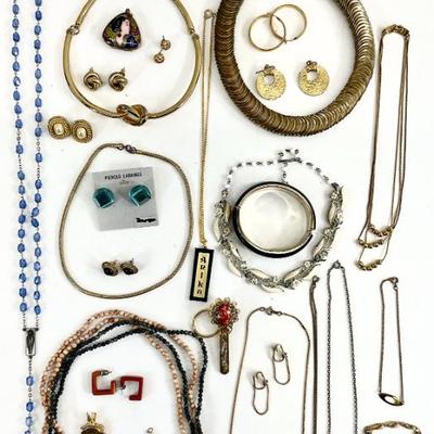 Sale Photo Thumbnail #84