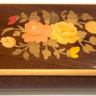 Sale Photo Thumbnail #679