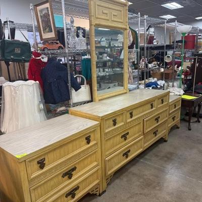 Sale Photo Thumbnail #199