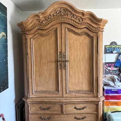 Sale Photo Thumbnail #353