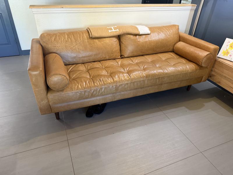 Sale Photo Thumbnail #364