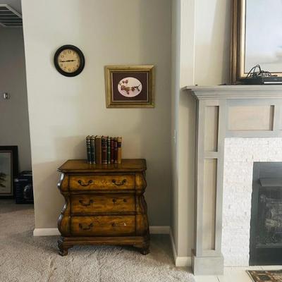 Sale Photo Thumbnail #6: Bombe Chest of Drawers