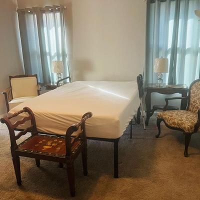 Sale Photo Thumbnail #5: Master Bedroom