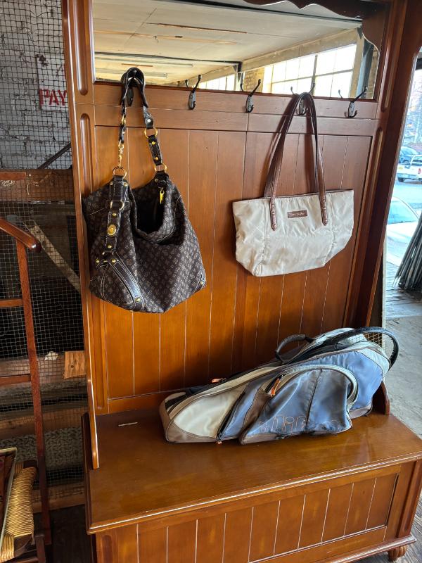 Sale Photo Thumbnail #98