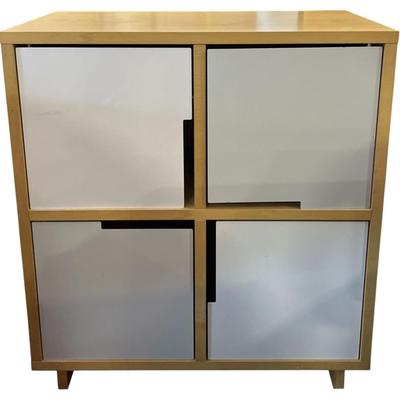 Sale Photo Thumbnail #679