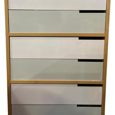 Sale Photo Thumbnail #678