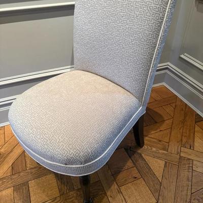 Sale Photo Thumbnail #102