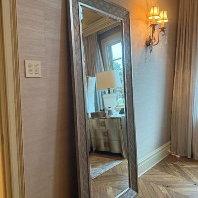 Sale Photo Thumbnail #128