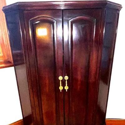 Sale Photo Thumbnail #129