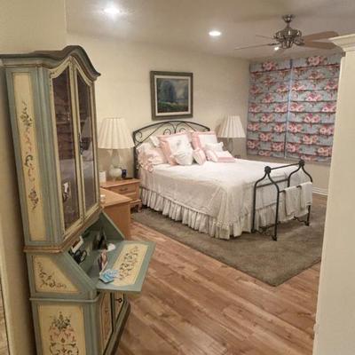 Sale Photo Thumbnail #48