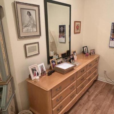 Sale Photo Thumbnail #50