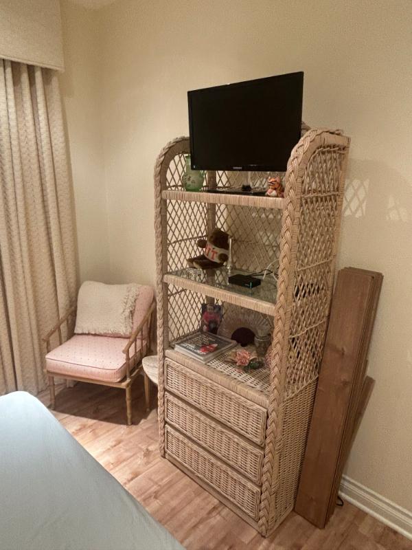 Sale Photo Thumbnail #28