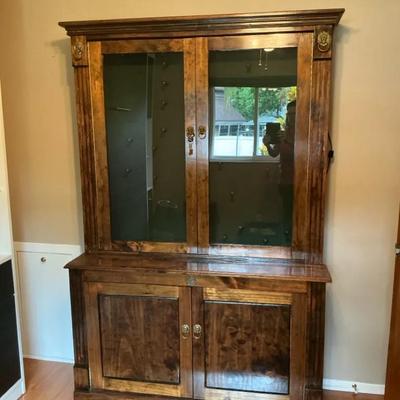 Gun Case By Phillips England Lighted