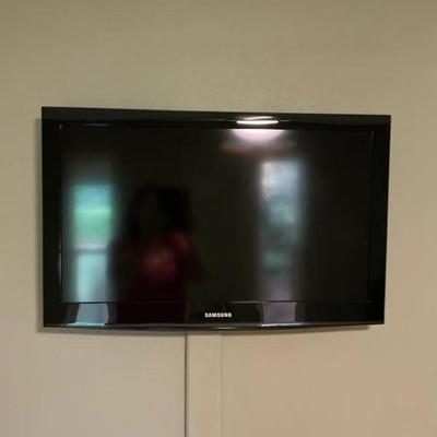 Samsung 32” TV LN32D403E4DXZA