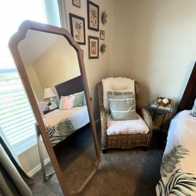 Sale Photo Thumbnail #71