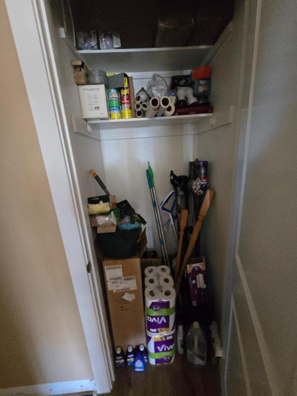 Sale Photo Thumbnail #10