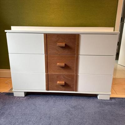 Sale Photo Thumbnail #33