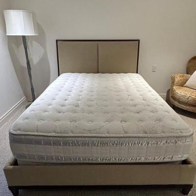 Sale Photo Thumbnail #18