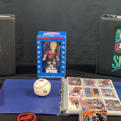 BJ1005 Sports Trading Cards & More