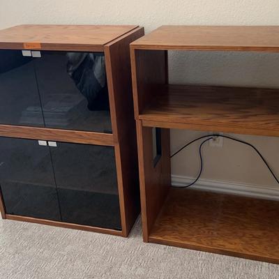 BI137 2 Piece Wood & Glass Cabinet