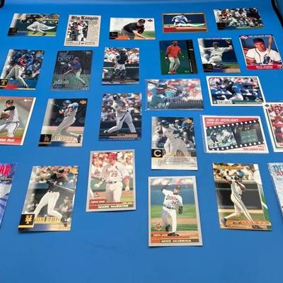 BJ1126 Topps, Upper Deck, And More Baseball Cards