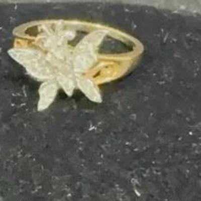 BJ007 14k Butterfly Ring With Clear Stones 