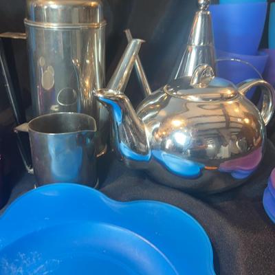 BI121 Fun And Floral Tea Party