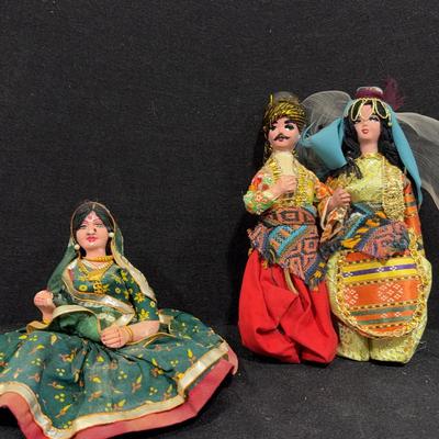 BI050 Handmade Souvenir Dolls 