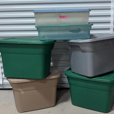 BI028 Sterlite Storage Containers 