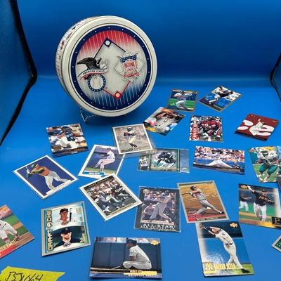 BJ1064 Upper Deck Trading Cards & (Fleet) MLB & NFL