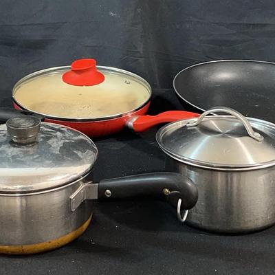 BJ1028 Skillets & Pots