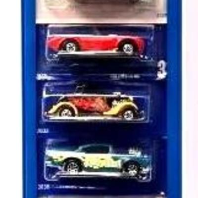 "Hot Wheels" Cars and Trucks Vehicle Collection