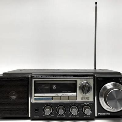 "Panasonic RF-3100" Rare Vintage Shortwave Radio