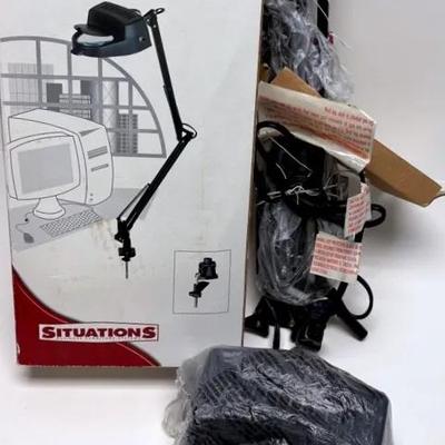 Situations Swing Arm Magnifier Lamp 